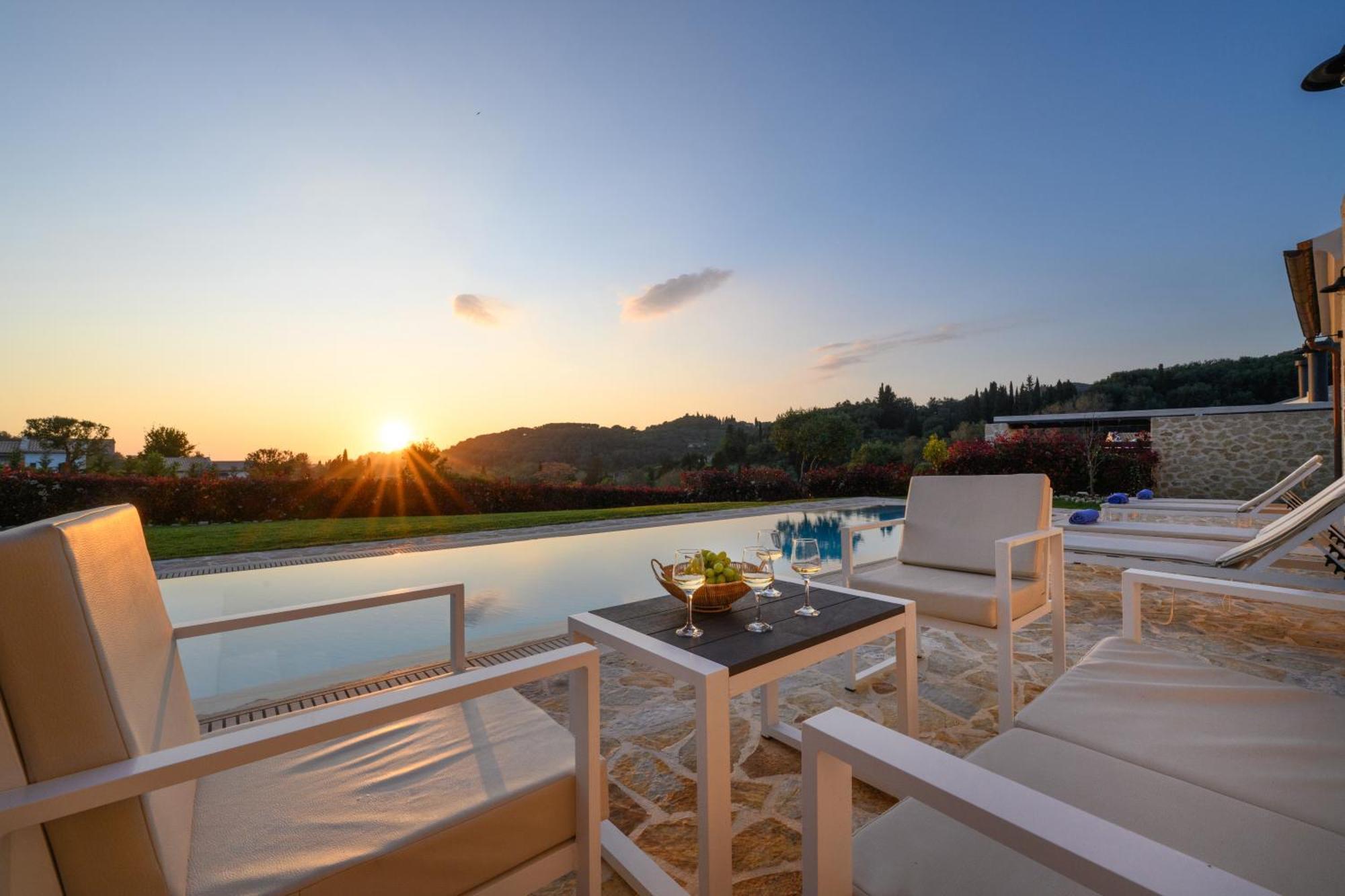Mega Lithari Corfu Luxury * Kavvadades