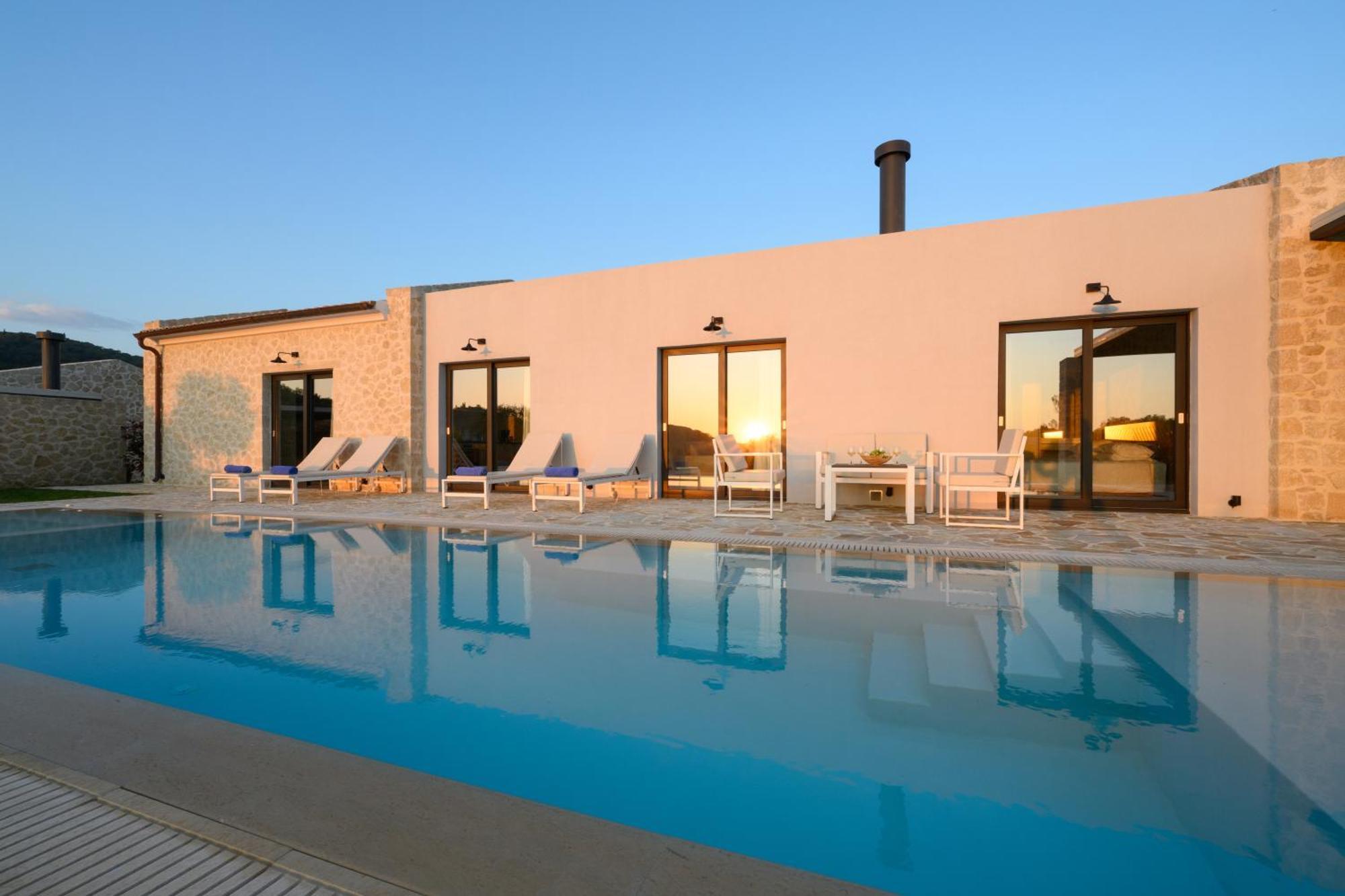 Mega Lithari Corfu Luxury Kavvadades